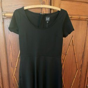 LBD Black Gap Dress Size 8 NWT